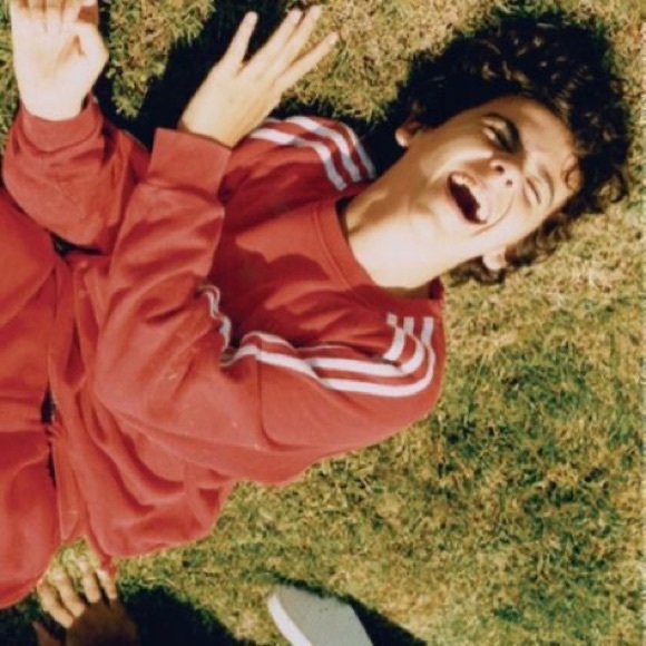 Meet your Posher, TÃ©a - Picture 1 of 1